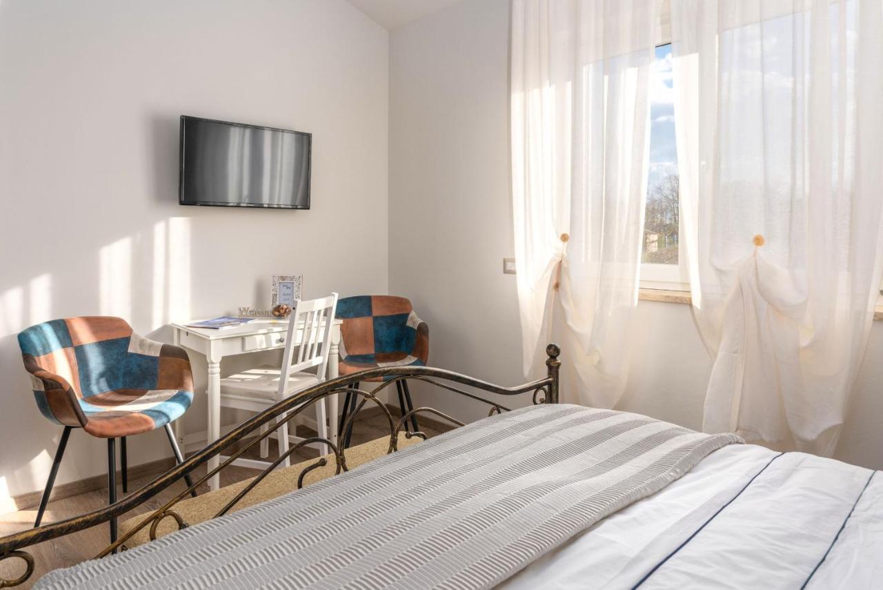 Rooms Karolina Funtana Extérieur photo