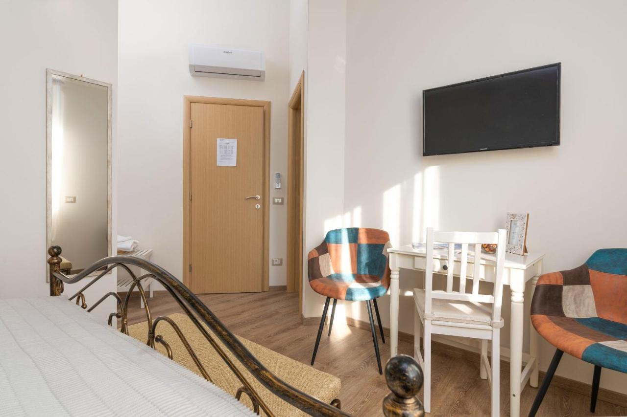 Rooms Karolina Funtana Extérieur photo